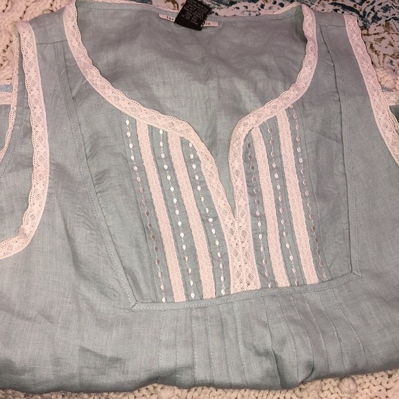 For the Republic size 16 top - Picture 6 of 6